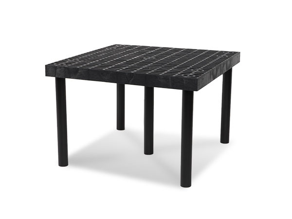 Side view of the single level grid top.