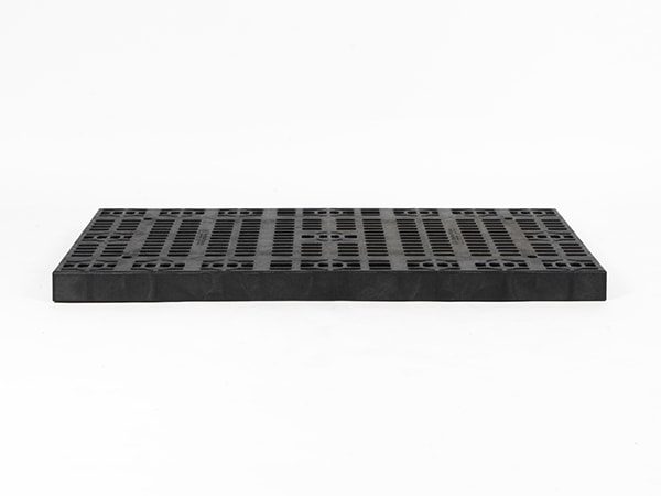front view of plastic 48x24 Grid Top