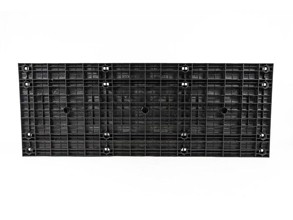 underside view of plastic 96x36 Solid D-Socket