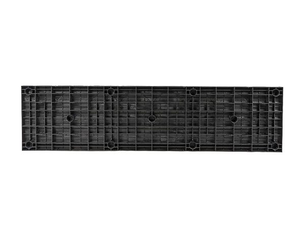 underside view of plastic 96x24 Solid Top
